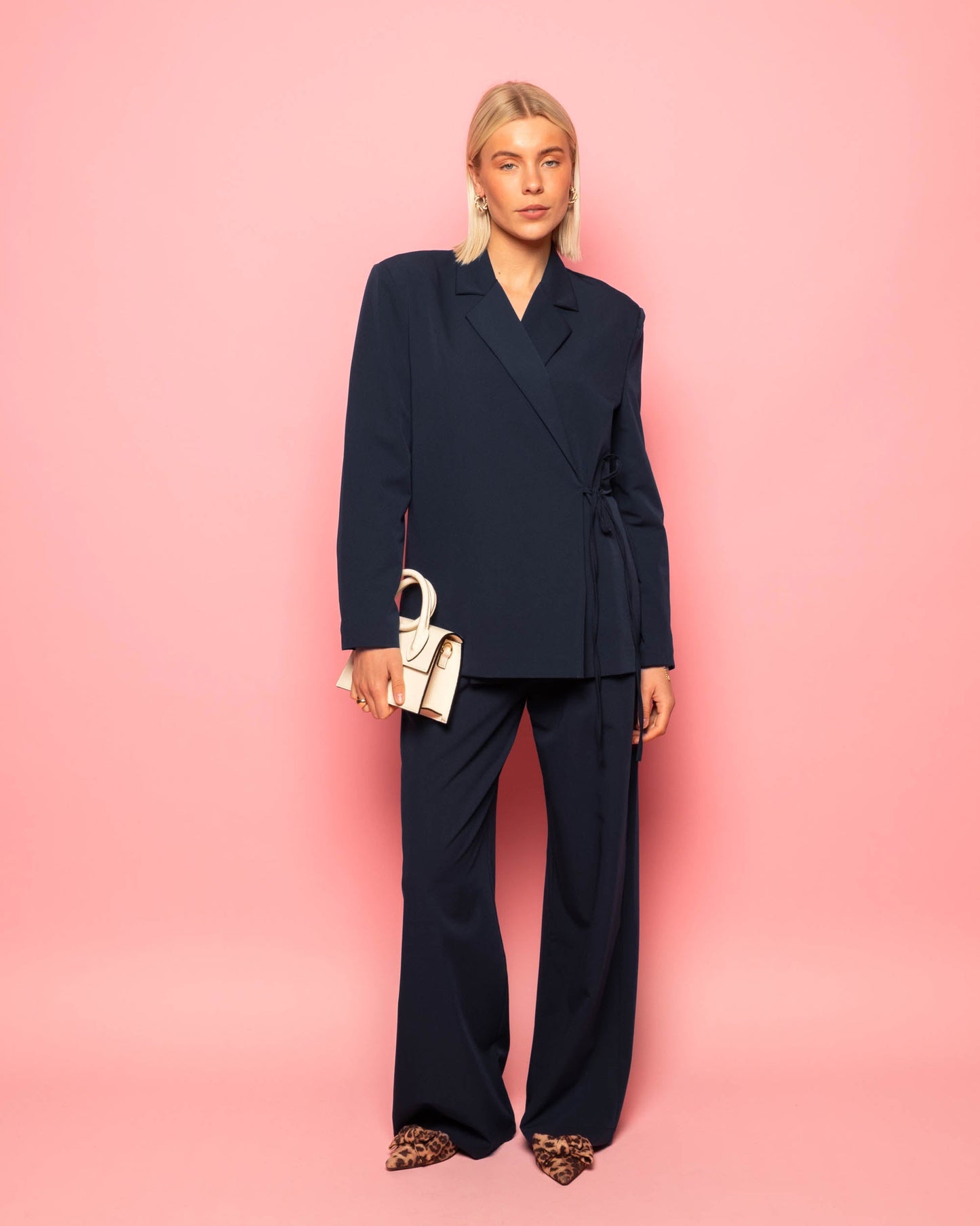 ZOEY WRAP UP BLAZER MARINEBLAUW