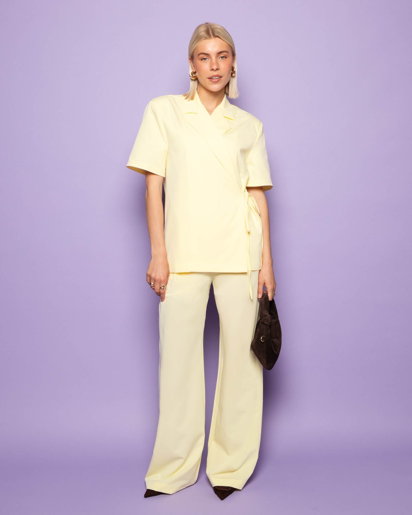 ZOEY WRAP UP SHORT SLEEVE BLAZER BOTERGEEL