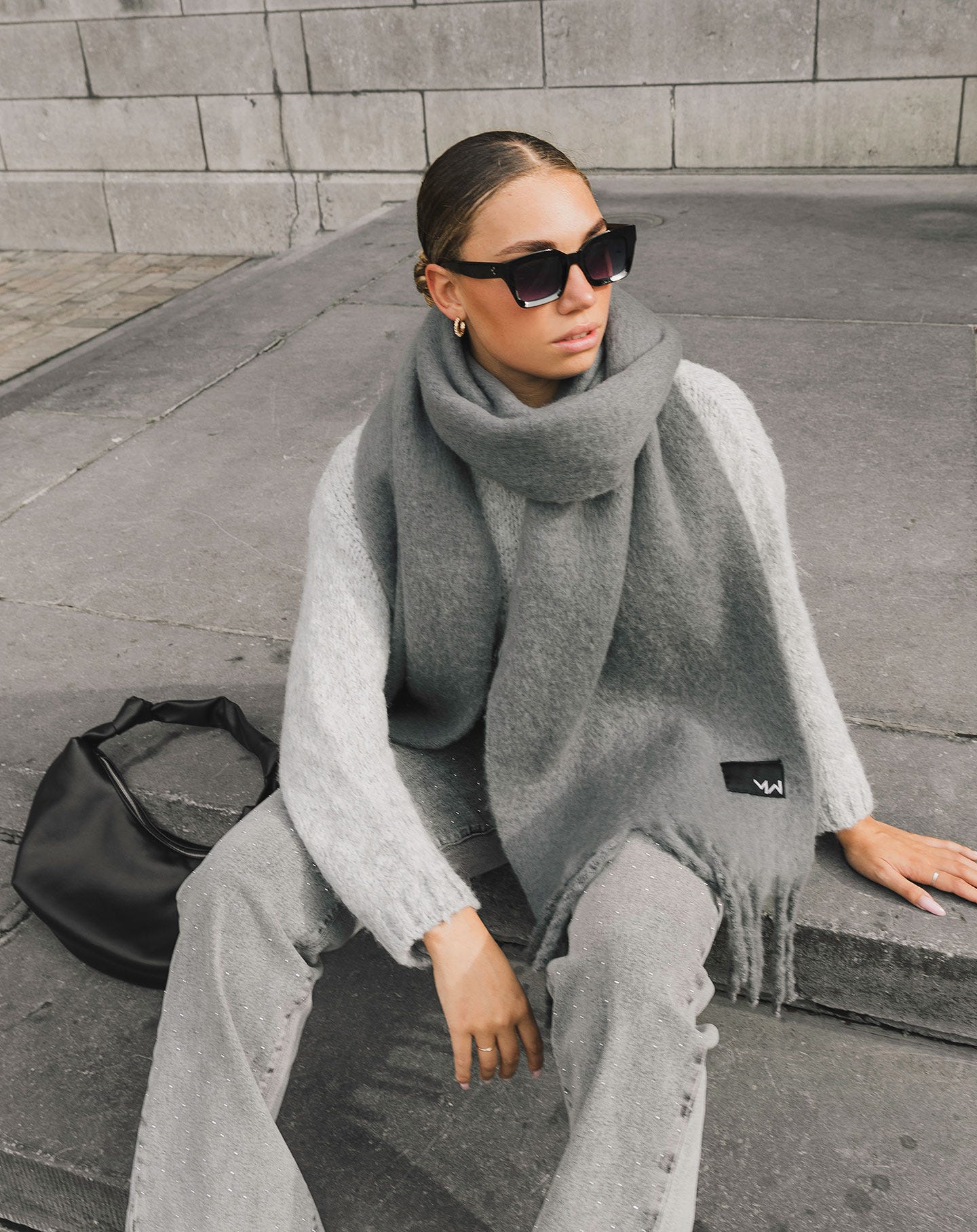 WOVEN SCARF GRIJS